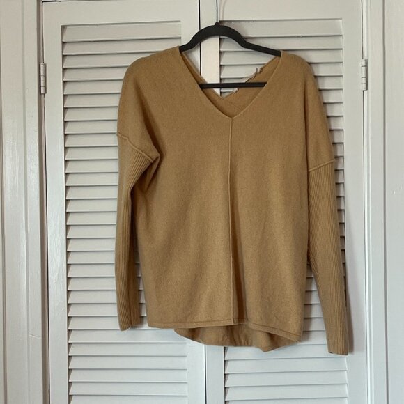 Soft Surroundings cashmere sweater caramel tan yellow v-neck dolman pullover XS - Picture 2 of 8